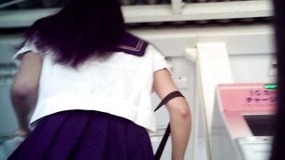 女子高生パンチラ 極ミニセーラー通学9 voyeur jp