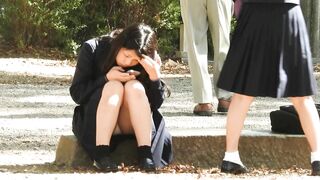 驚愕 乃木坂系の美少女発見 ｆｈｄ 純白パンチラのｋちゃん 大変です パンツが見えてますよ特別編２５ voyeur jp