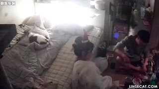 해킹된 가정 감시 카메라 [IP CAMERA] 섹스하는 한국 젊은 커플, 귀여운 산타 모자를 쓴 소녀 korean porn vip ipcam