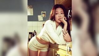 JENNIE SHOWS TITS 128306 1 KPOP ALLPOP