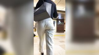 お姉さんの後ろ姿 ２２９ ムチムチ ol 透け 巨尻 迫力 階段上り じっくり 食い込み パンツ voyeur jp